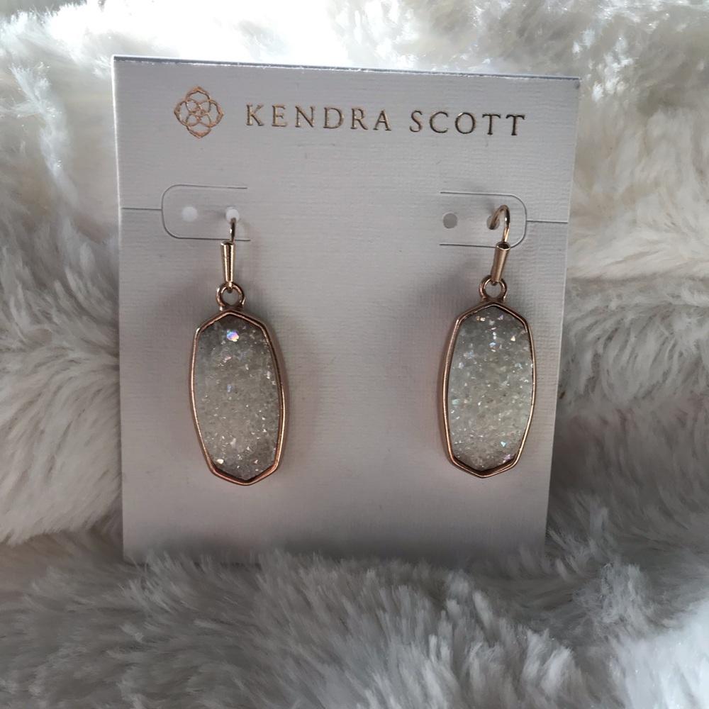 Kendra Scott Danay earrings